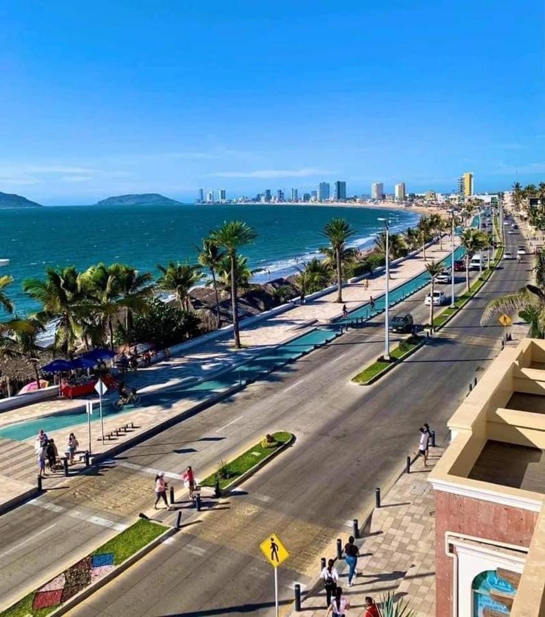Casa Brisa Y Departamentos! A 3 Min La Playa&Malecon Villa Mazatlán Kültér fotó