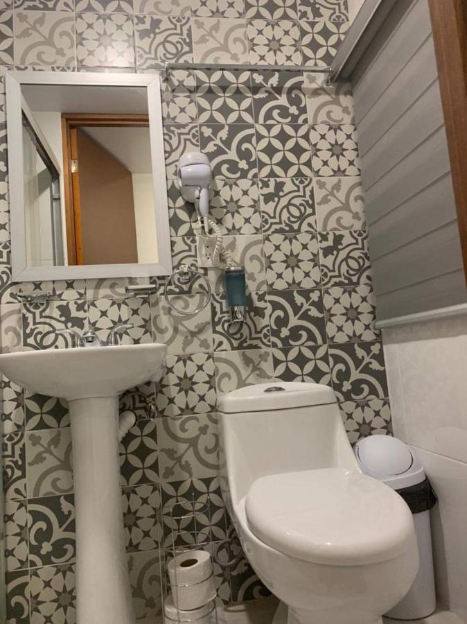 Casa Brisa Y Departamentos! A 3 Min La Playa&Malecon Villa Mazatlán Kültér fotó